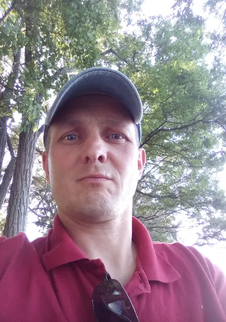 Александр из Кременчуга, ищу на сайте знакомства на одну ночь