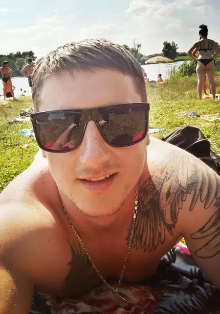 Я Maks, 34, из Глухівших, ищу знакомства без обязательств