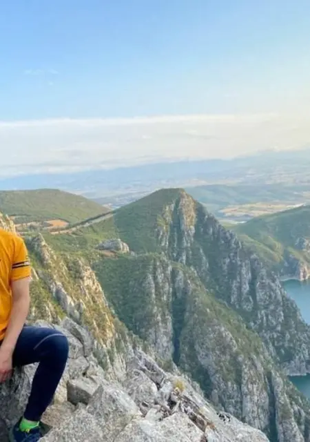 Я Nihat Seven, 20, из Стамбула, ищу знакомство