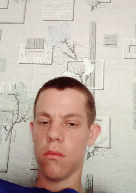 Я Дмитро, 20, из Николаева, ищу знакомство для постоянных отношений