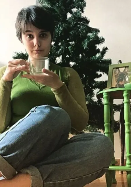 Александра из Афин, ищу на сайте приятное времяпровождение