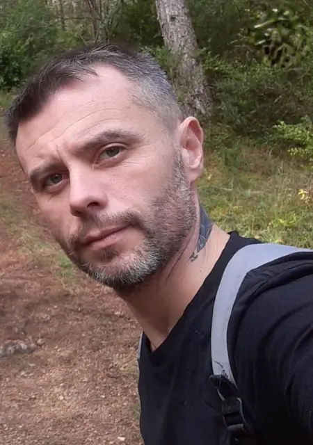 Yoo из Парижа