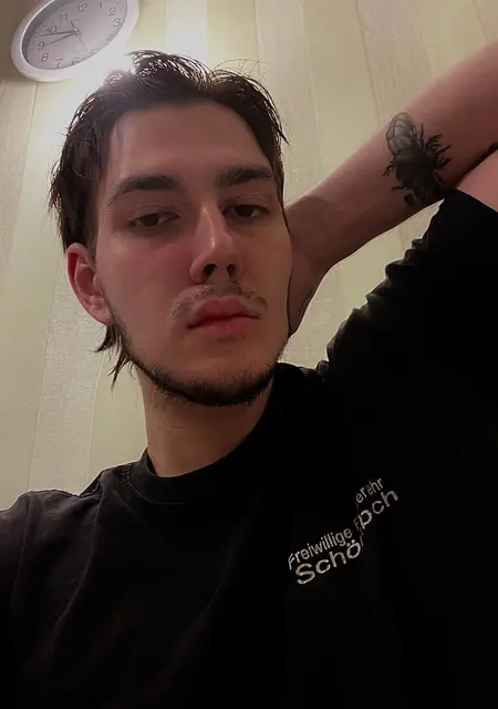 Алексей из Борисова, мне 28, познакомлюсь без обязательств