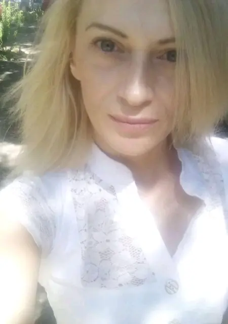 Анна из Николаева, мне 42, познакомлюсь для приятного времяпровождения