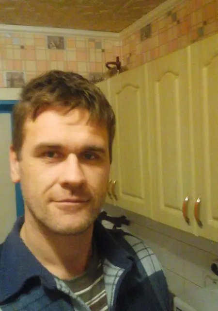 Александр из Вилейки, ищу на сайте знакомства на одну ночь