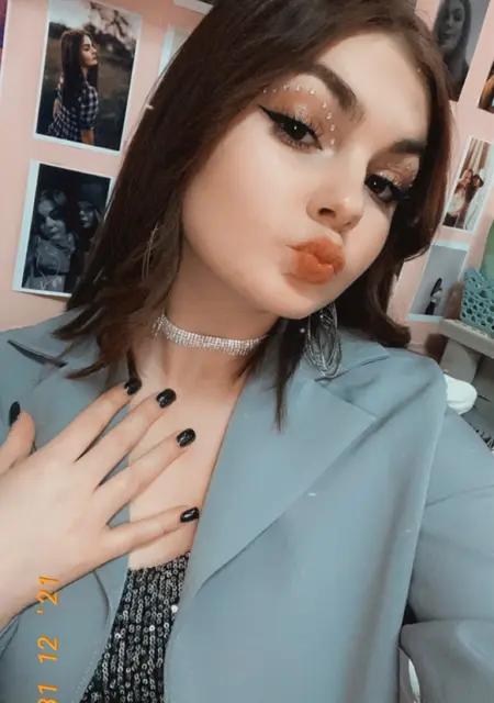 Я Ніка, 23 років з Івано-Франківськ, шукаю знайомство для спілкування