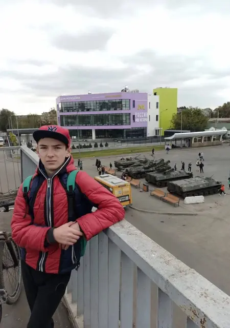 Илюша из Новопскова, ищу на сайте знакомства на одну ночь