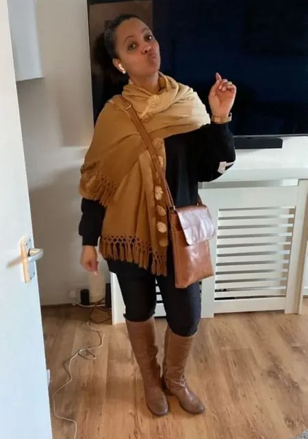 Joana из Лондона, мне 43, познакомлюсь