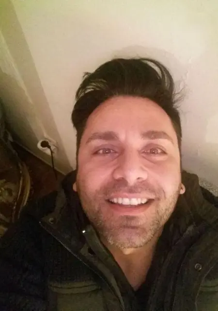 Я George, 41, из Афин, ищу знакомство