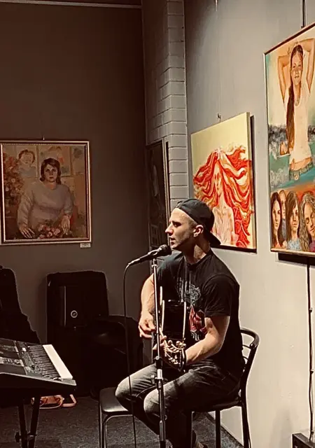 Кэп из Николаева, ищу на сайте знакомства без обязательств