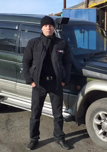 Я Вадим, 46, знакомлюсь на одну ночь в Шахтинске