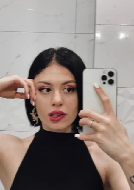 Я Mia, 25, знакомлюсь для постоянных отношений в Брюсселе