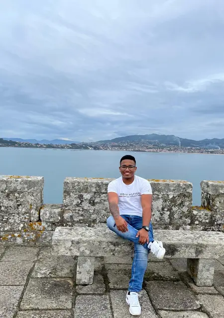 Soy Walter Jeison, 27 años, conociéndome para hacer nuevos amigos en Vigo