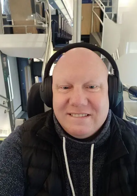 Я Peter Carlsson, 41, из Стокгольма, ищу знакомство