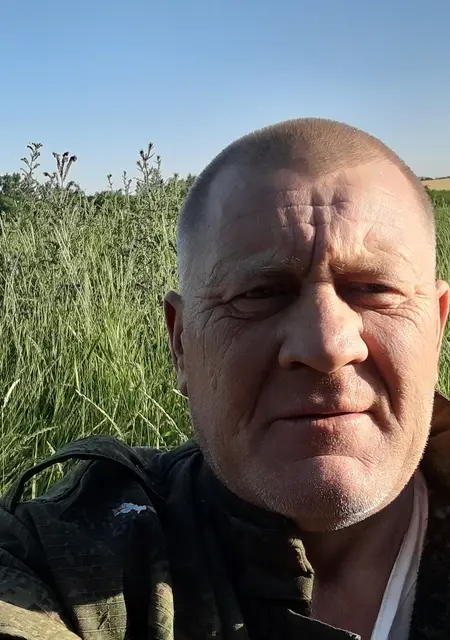 Я Алексей, 50 років з Донецька, шукаю знайомства без зобов'язань