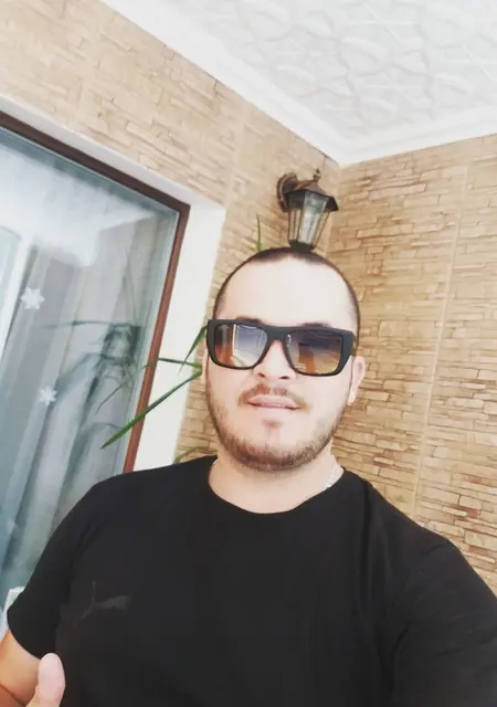 Евгений из Николаева, мне 33, познакомлюсь без обязательств