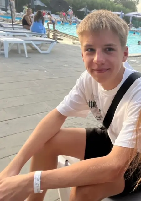 Я Artem, 20 років, знайомлюсь для приємного проведення часу у Хмельницькому