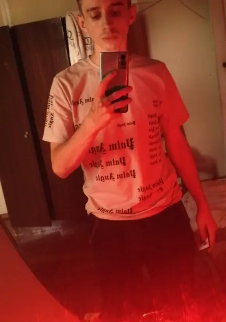 Nik з Єнакієвого, шукаю на сайті приємне проведення часу