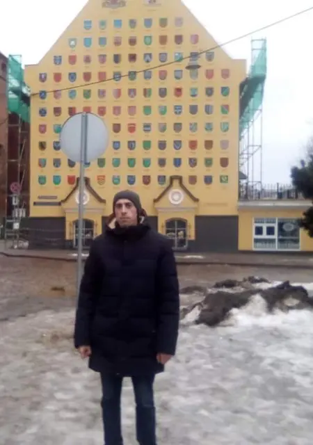 Валера из Чернигова, мне 38, познакомлюсь для дружбы