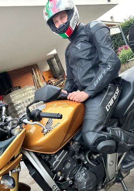 Davide из Милана, мне 31, познакомлюсь для дружбы