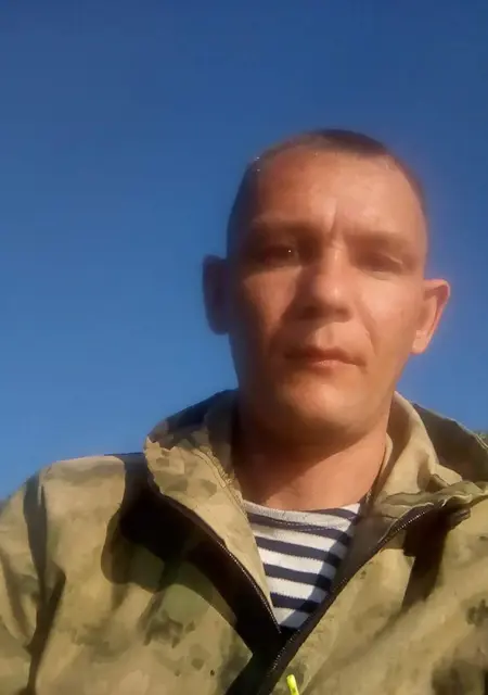 Я Ivan, 42 років з Новопскова, шукаю знайомства на одну ніч