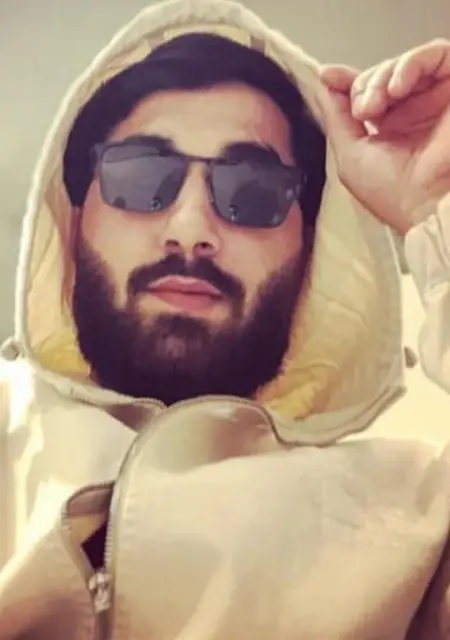 Aslan из Франкфурта-на-майне, мне 27, познакомлюсь на одну ночь