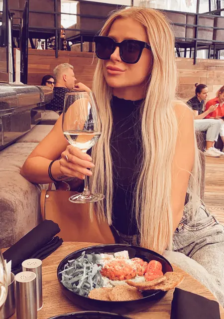 Я Кира, 25 років, знайомлюсь для постійні стосунки у Бахмут