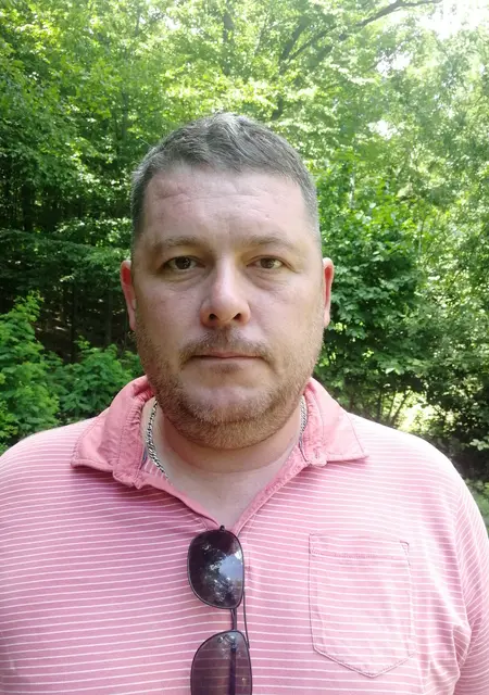 Николай з Києва, шукаю на сайті знайомства на одну ніч