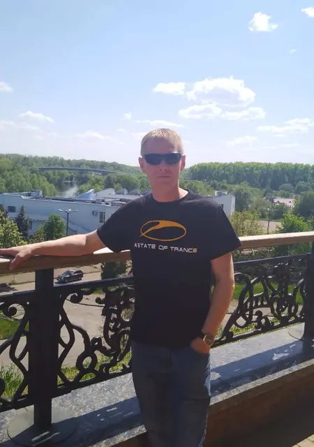 Я Александр, 44, знакомлюсь для общения в Чернигове