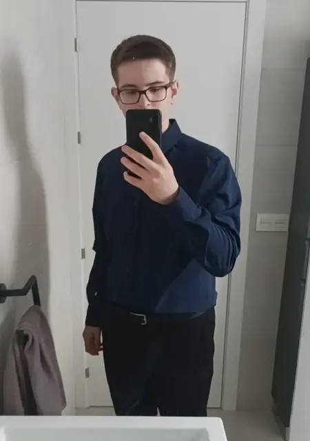 Soy Centauro, 18 años, conociéndome para lío de una noche en Cádiz