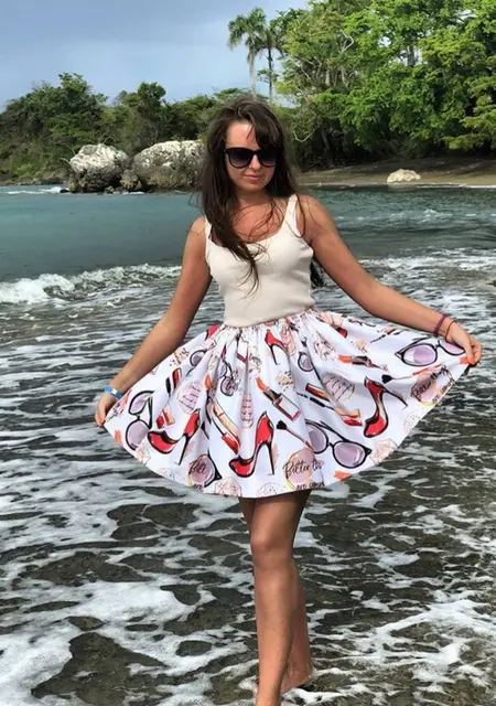 Я Марина, 25, из Минска, ищу знакомства без обязательств