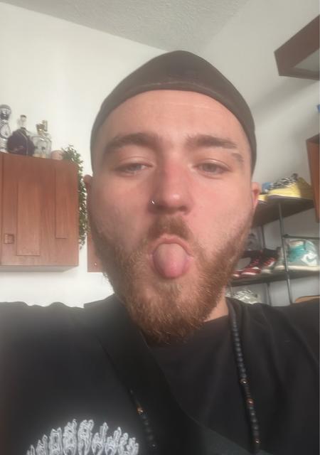 Я Max, 25, из Тель-авива, ищу знакомства без обязательств