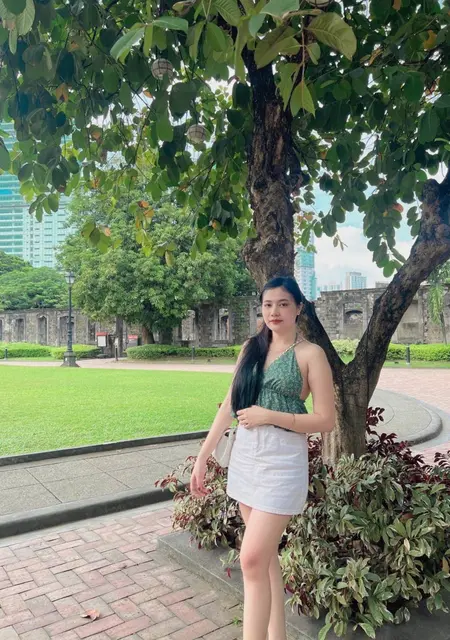 Leona из Эдинбурга, ищу на сайте общение