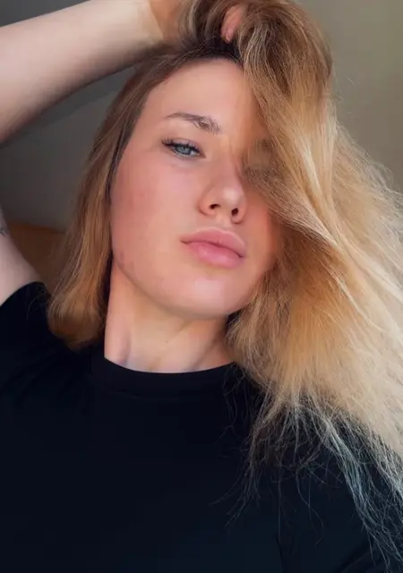 Евгения из Еревана, ищу на сайте знакомства без обязательств