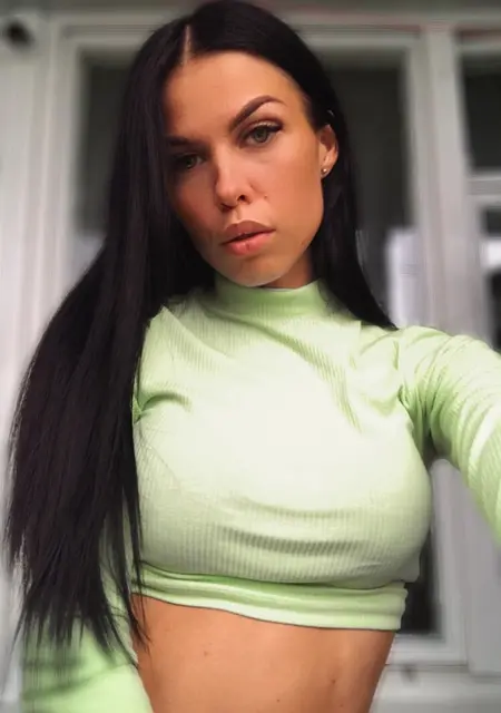 Вика из Винницы, ищу на сайте приятное времяпровождение