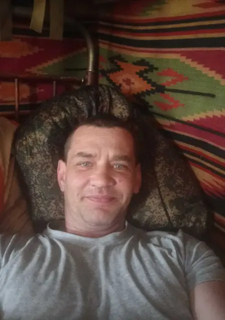 Я Илька, 45 років з Макіївки, шукаю знайомство для вірт