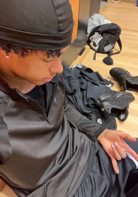 Я Gabriel-Sidney, 25, из Ингольштадта, ищу знакомства на одну ночь