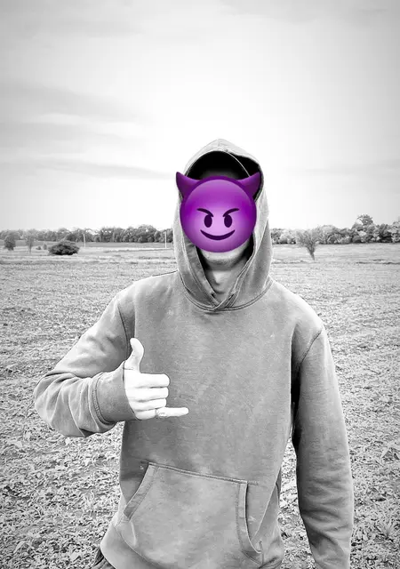 Я Саша, 19 років з Кривого Рогу, шукаю знайомство для дружби