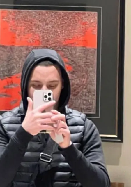 Я Эдуард, 25, знакомлюсь без обязательств в Амстердаме