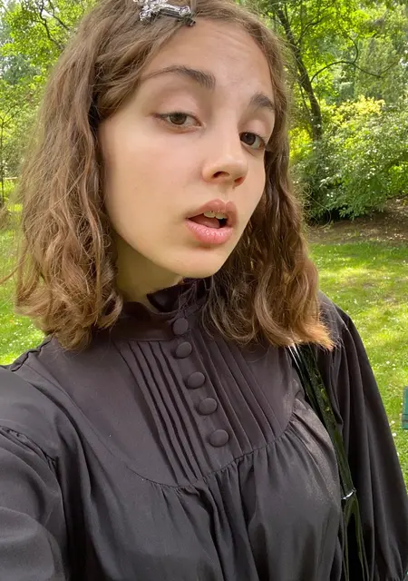 Алина из Одессы, мне 20, познакомлюсь для открытые отношения