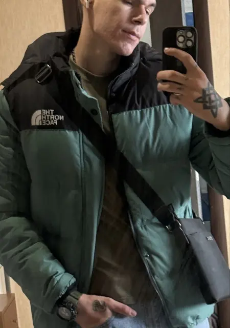 Я Дмитрий, 20, из Брешиа, ищу знакомство для открытые отношения