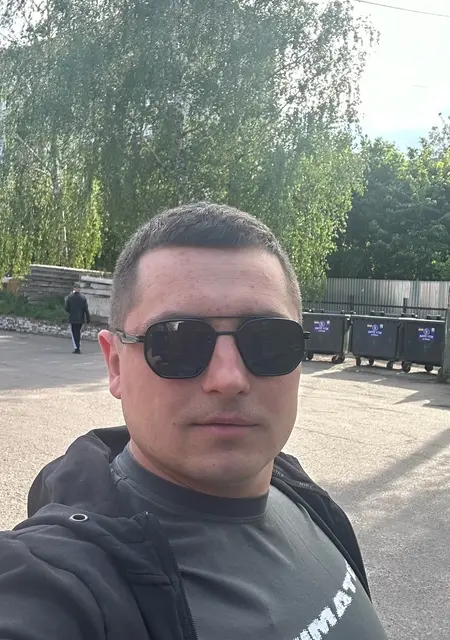 Олександр из Ровно, мне 31, познакомлюсь для открытые отношения