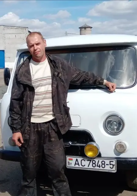 Я Юрий, 49, из Клецка, ищу знакомства без обязательств