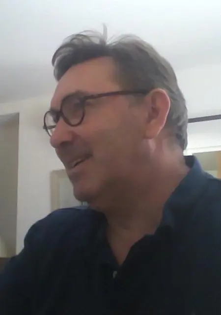 Nicolas из Парижа, мне 61, познакомлюсь для дружбы