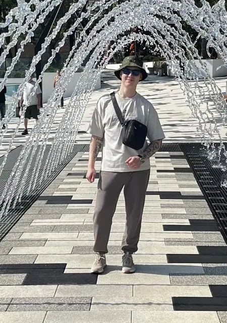 Soy Denis, 22 años, conociéndome para relación sin ataduras en Madrid