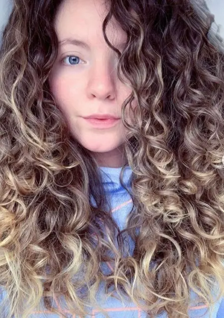 Elisa из Бухареста