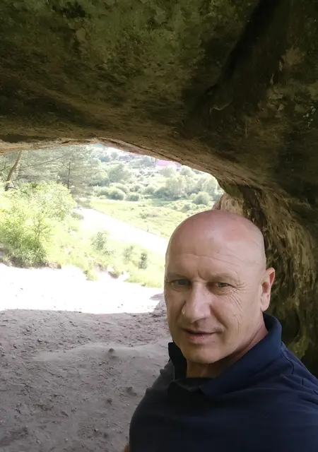 Олег из Львова, ищу на сайте знакомства без обязательств