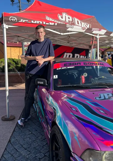 Я Gleb, 19, из Гродно, ищу знакомство для постоянных отношений