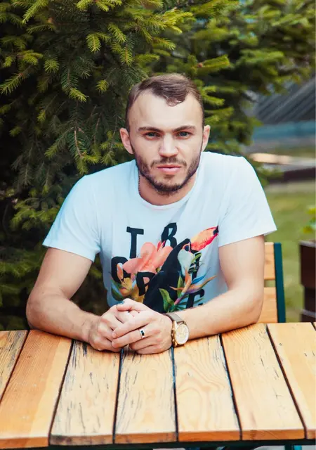 Я Артем, 35, знакомлюсь для постоянных отношений в Турке