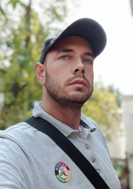 Игорь из Светловодска, ищу на сайте приятное времяпровождение